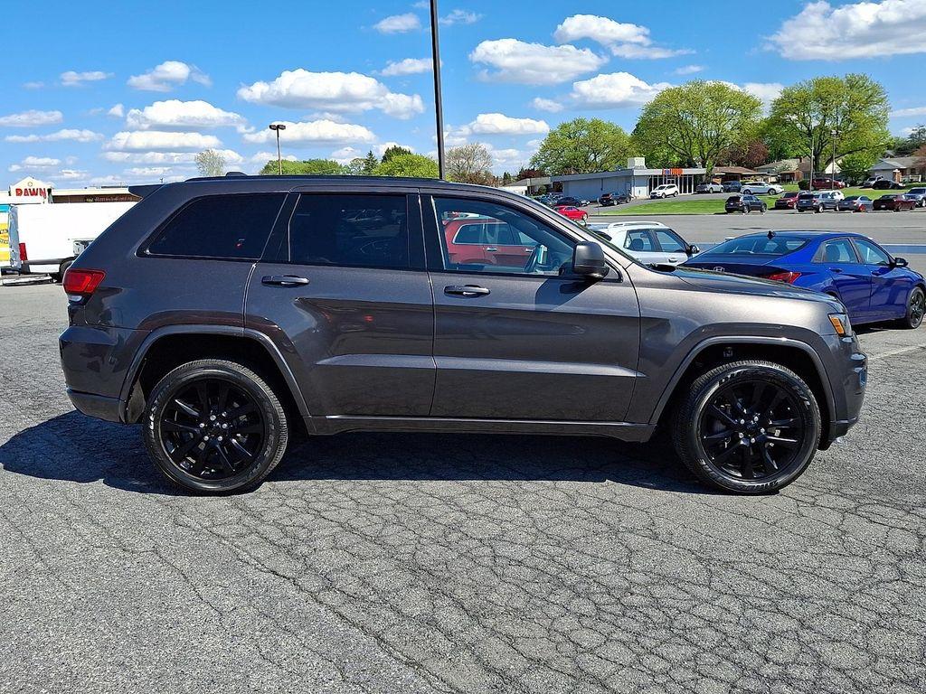 used 2019 Jeep Grand Cherokee car, priced at $19,200