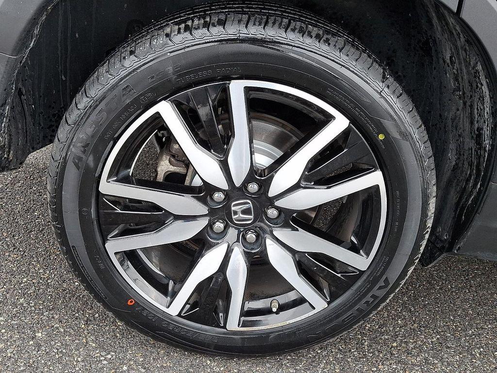 used 2022 Honda Pilot car, priced at $29,600