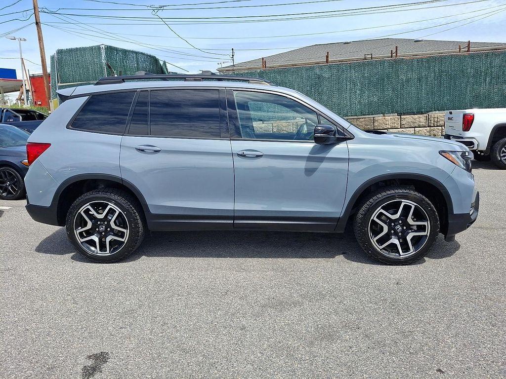 used 2022 Honda Passport car, priced at $29,400