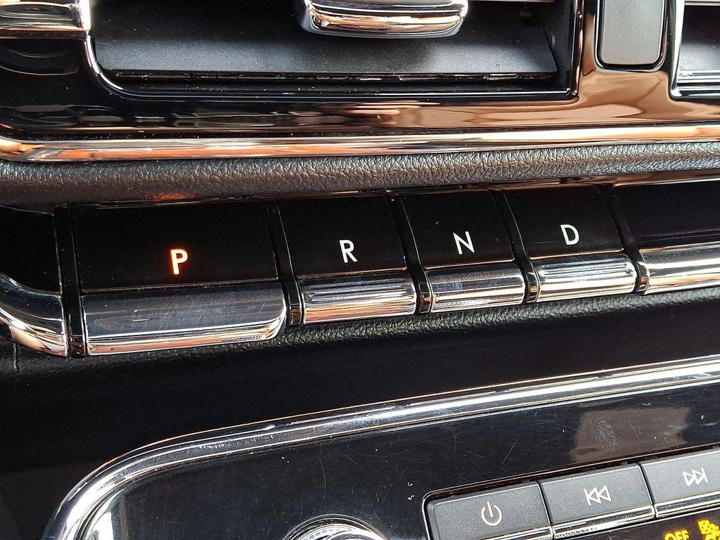 used 2019 Lincoln Navigator car, priced at $32,600