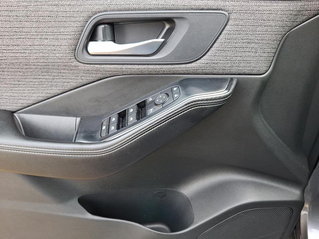 used 2023 Nissan Rogue car, priced at $17,400