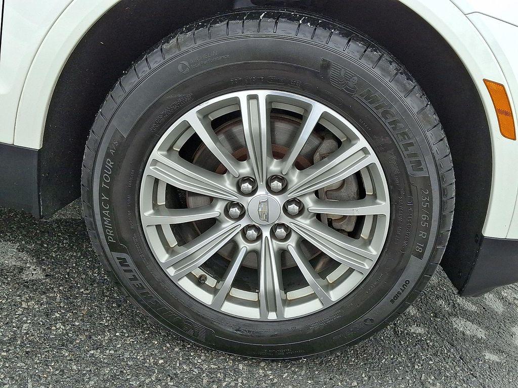 used 2017 Cadillac XT5 car, priced at $16,800