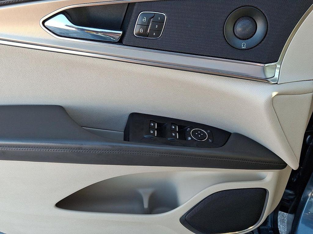 used 2019 Lincoln Nautilus car, priced at $21,600