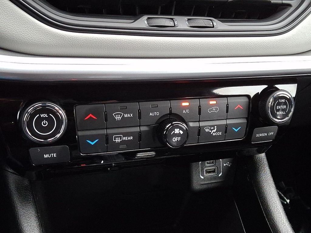 used 2025 Jeep Compass car, priced at $23,000