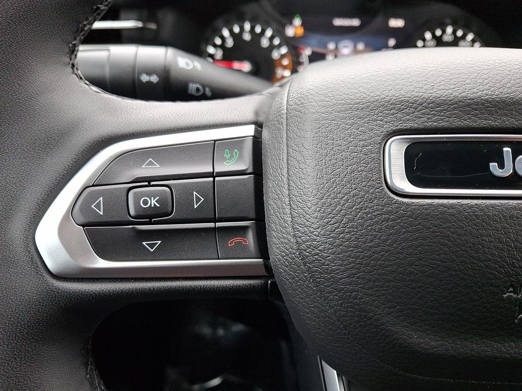 used 2025 Jeep Compass car, priced at $23,000