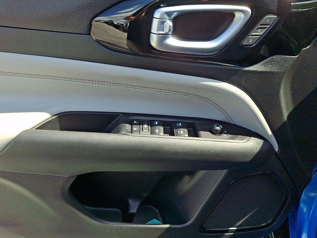 used 2022 Jeep Compass car, priced at $22,200