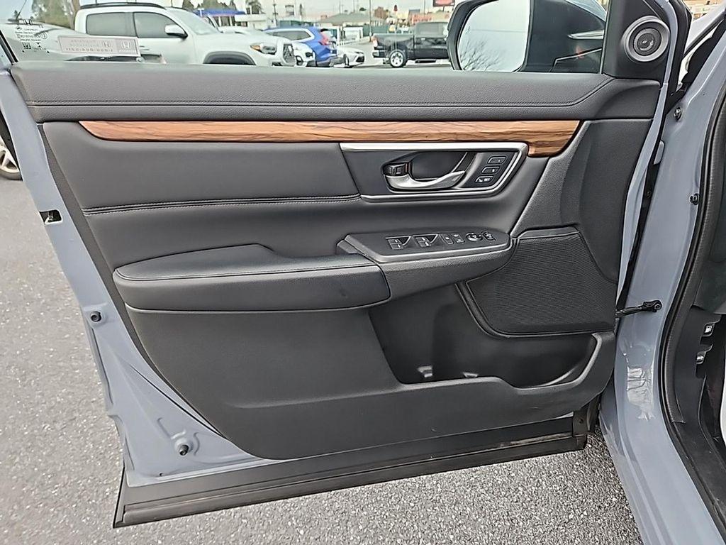 used 2020 Honda CR-V car, priced at $23,800