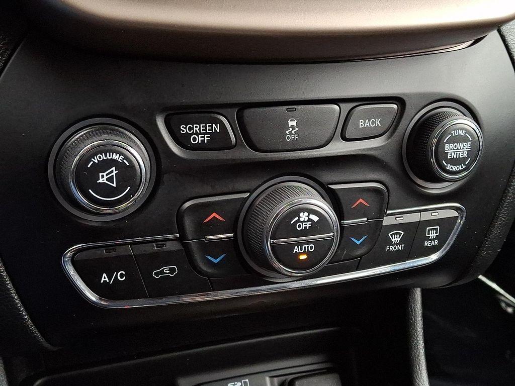 used 2018 Jeep Cherokee car, priced at $15,000