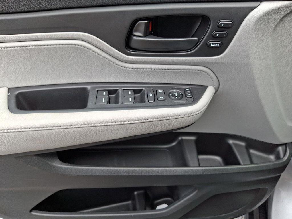 used 2022 Honda Odyssey car, priced at $28,400