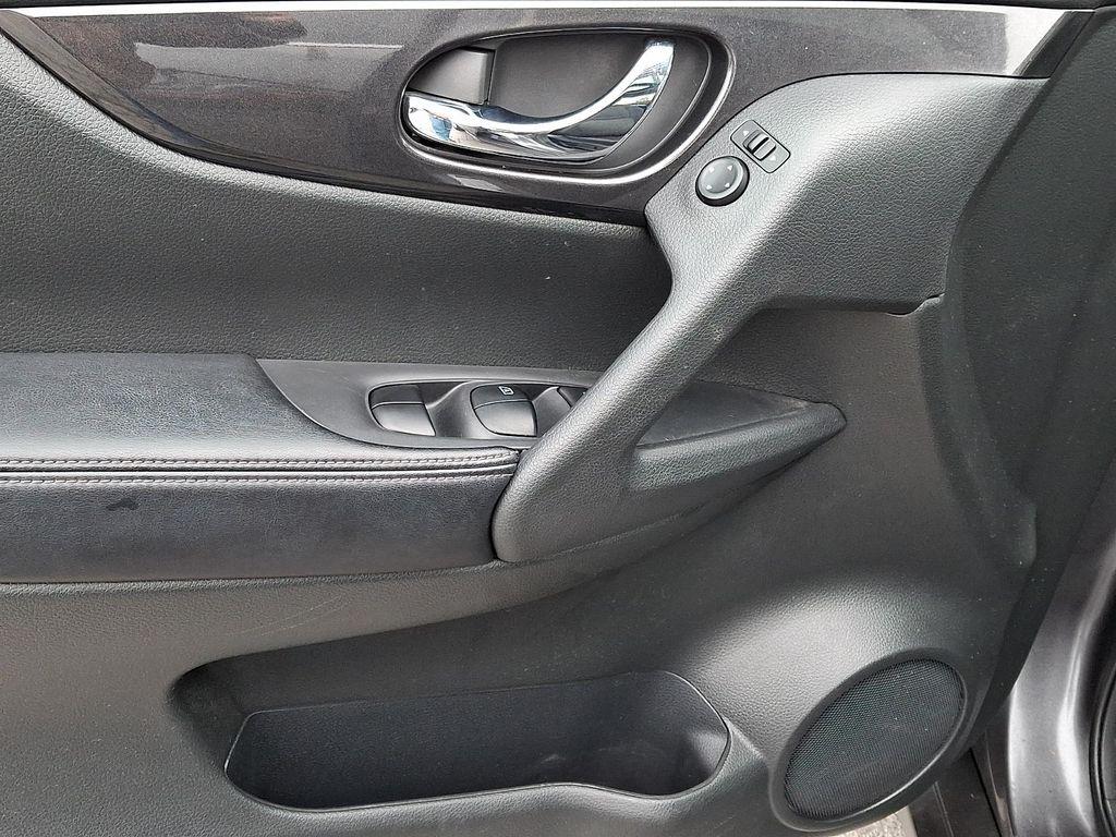 used 2017 Nissan Rogue car, priced at $13,600