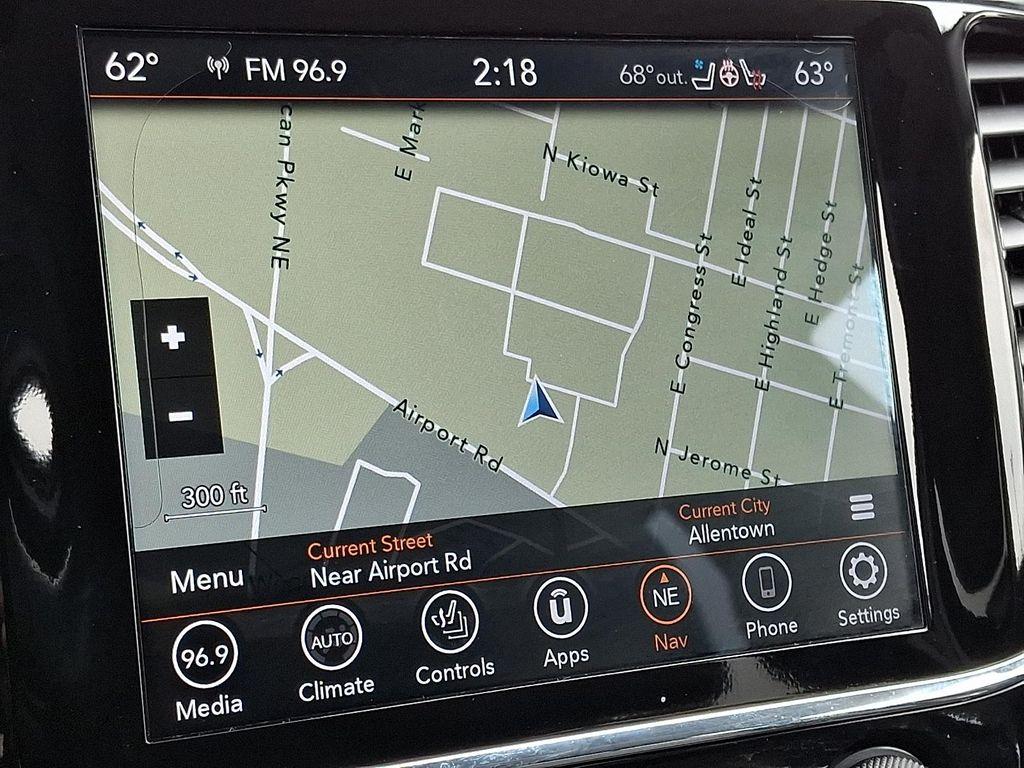 used 2021 Jeep Grand Cherokee car, priced at $28,500