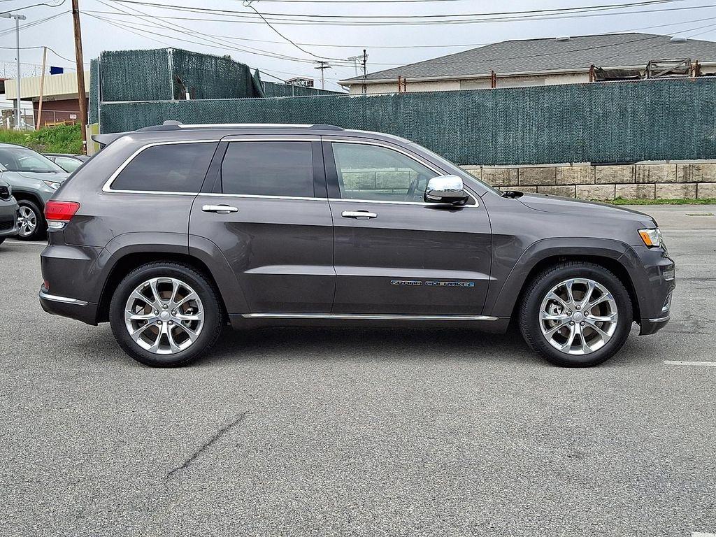 used 2021 Jeep Grand Cherokee car, priced at $28,500
