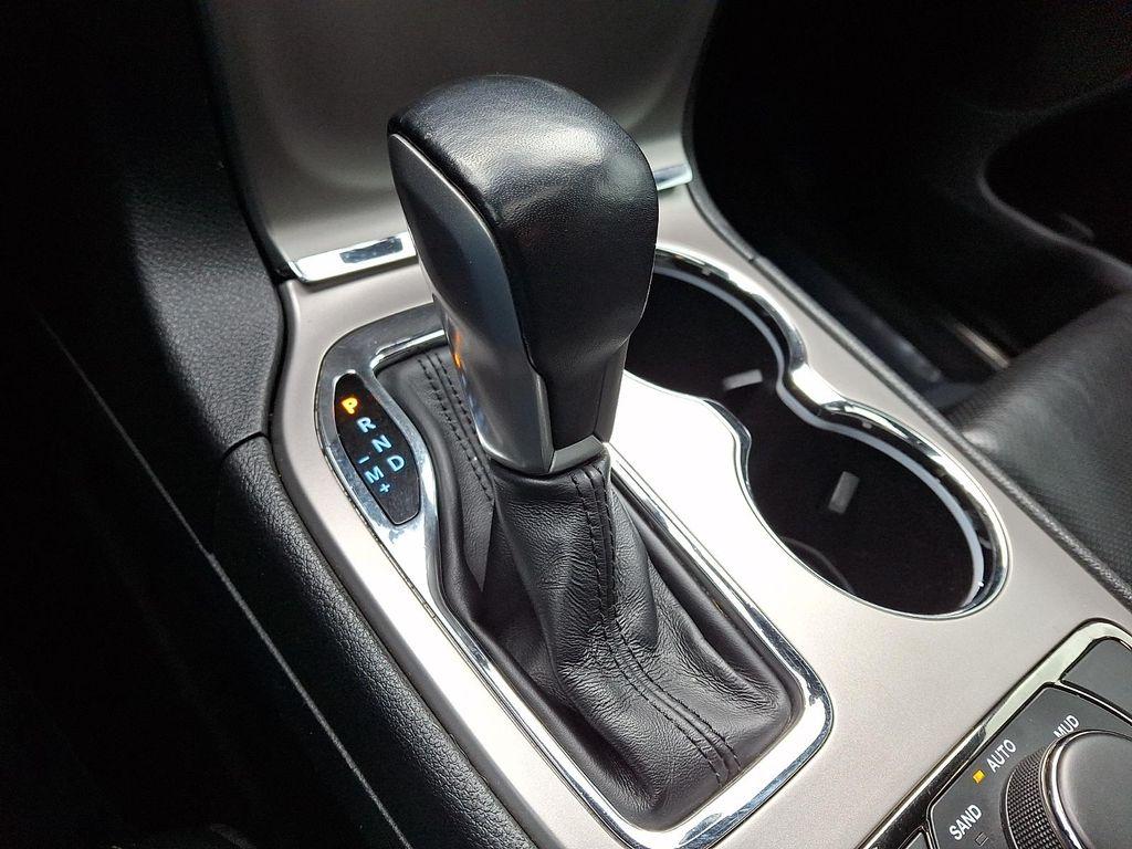 used 2021 Jeep Grand Cherokee car, priced at $25,400