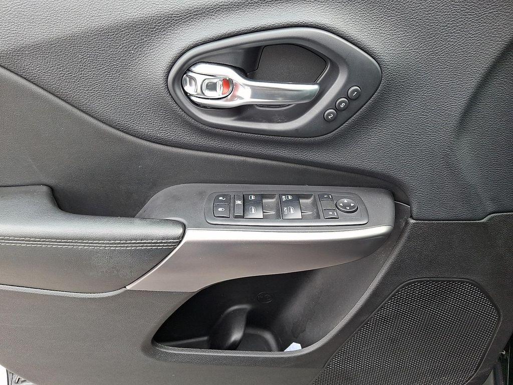 used 2019 Jeep Cherokee car, priced at $16,200