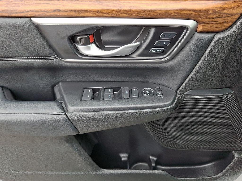 used 2021 Honda CR-V car, priced at $23,800