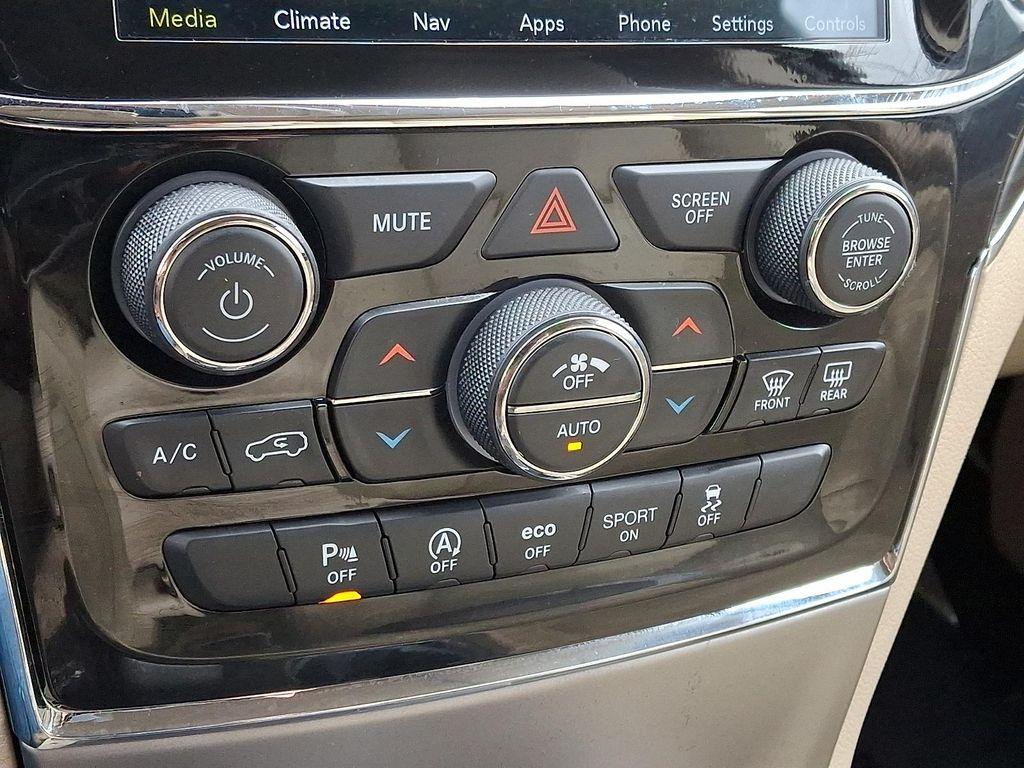 used 2021 Jeep Grand Cherokee car, priced at $23,400