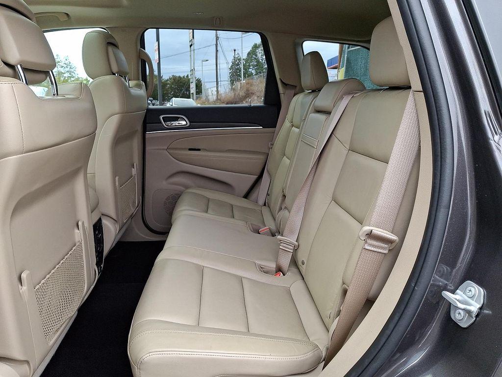 used 2021 Jeep Grand Cherokee car, priced at $23,400