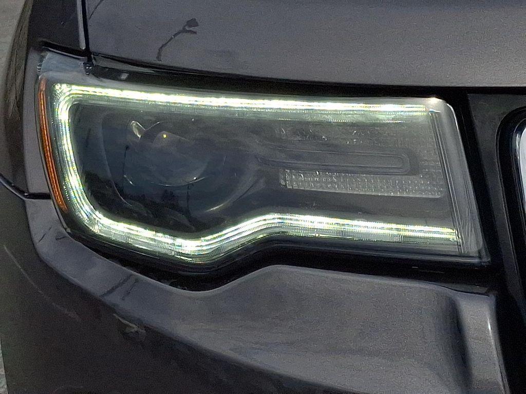 used 2021 Jeep Grand Cherokee car, priced at $23,400