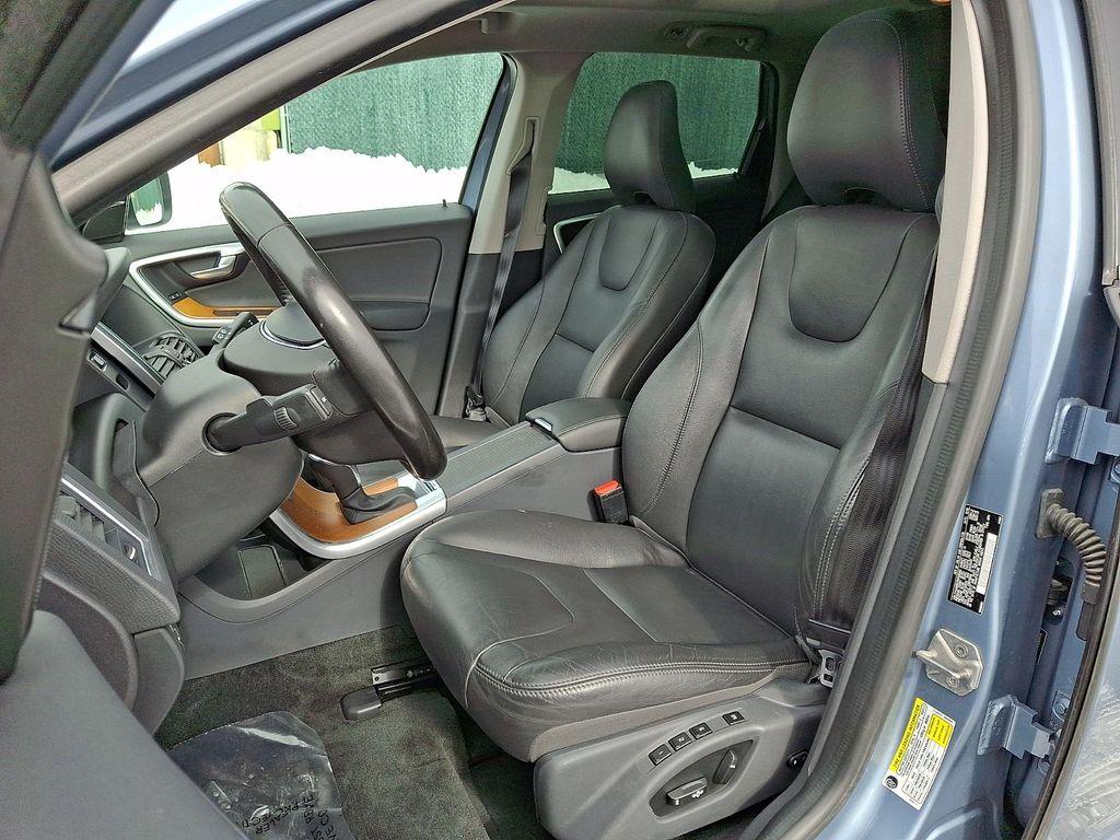 used 2017 Volvo XC60 car, priced at $14,800