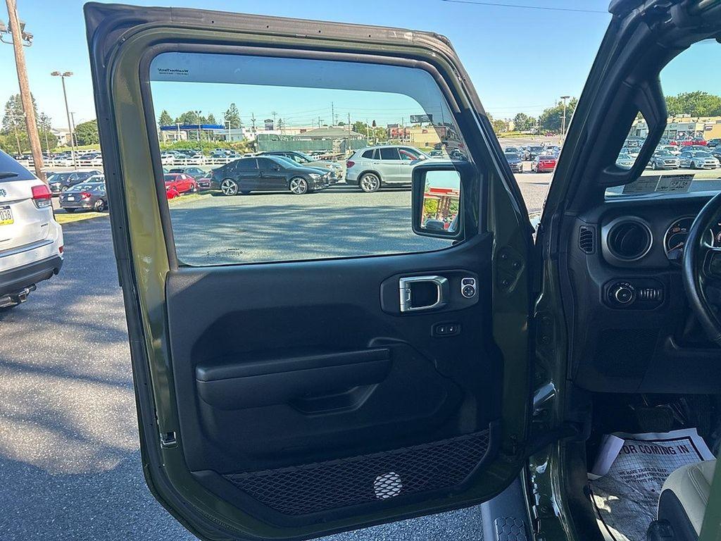 used 2021 Jeep Wrangler Unlimited car, priced at $23,400