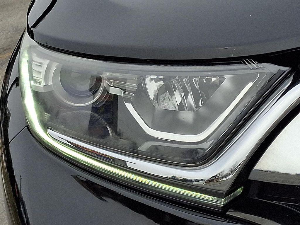 used 2018 Honda CR-V car, priced at $19,400