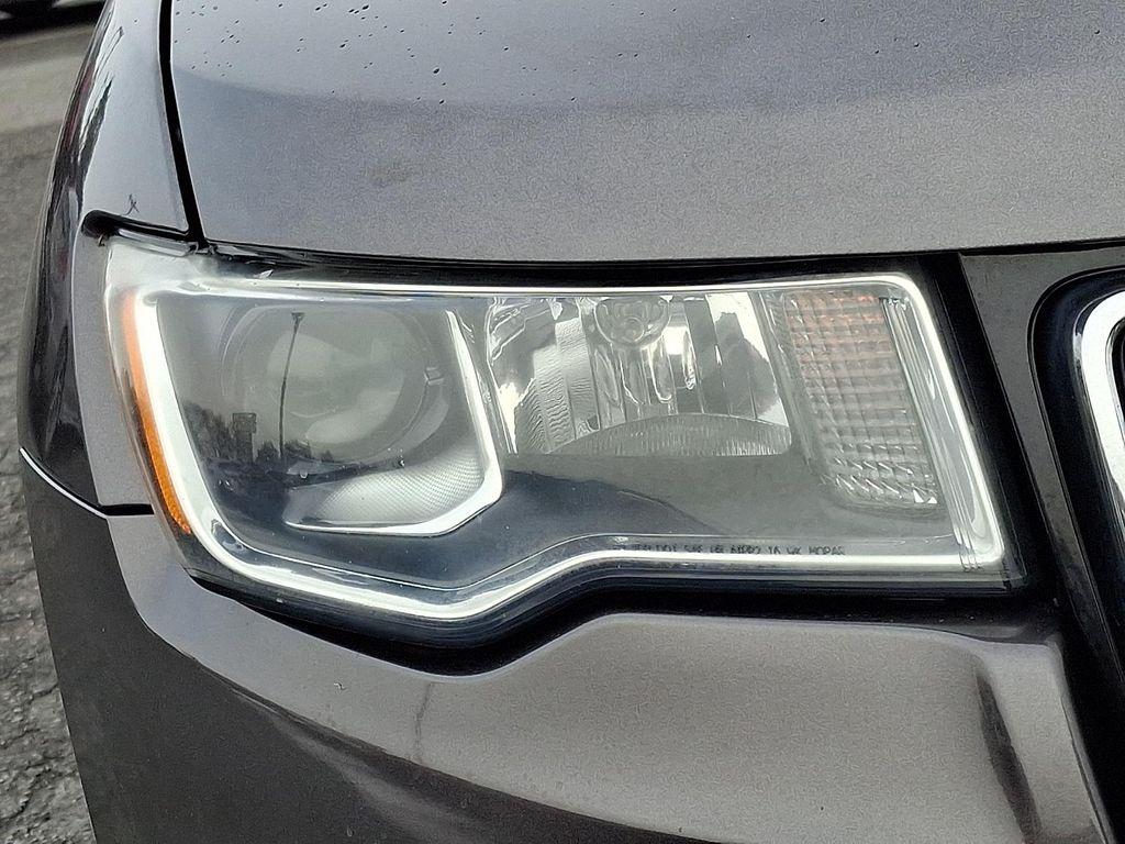 used 2017 Jeep Grand Cherokee car, priced at $15,500