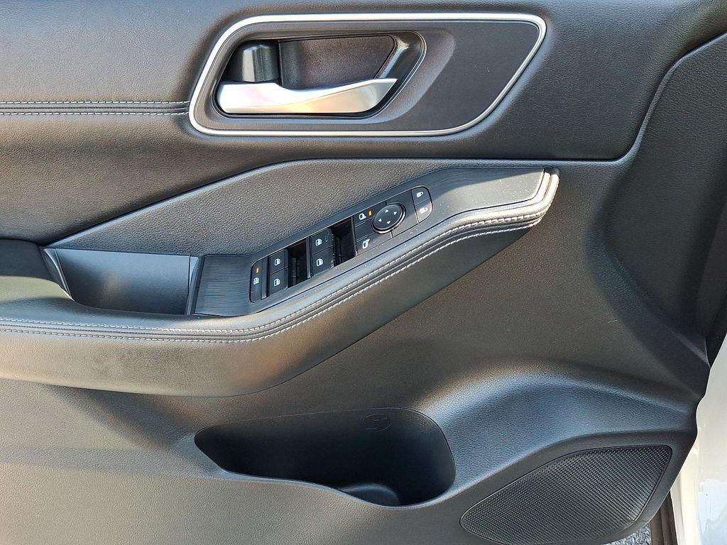 used 2021 Nissan Rogue car, priced at $17,400