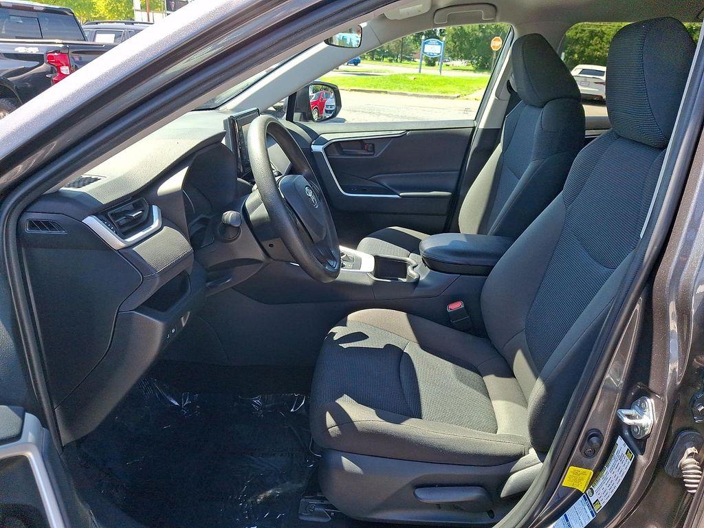 used 2022 Toyota RAV4 Hybrid car, priced at $25,290