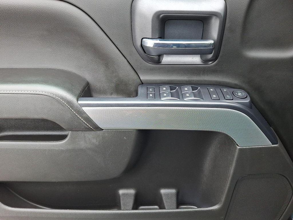 used 2018 Chevrolet Silverado 1500 car, priced at $27,400