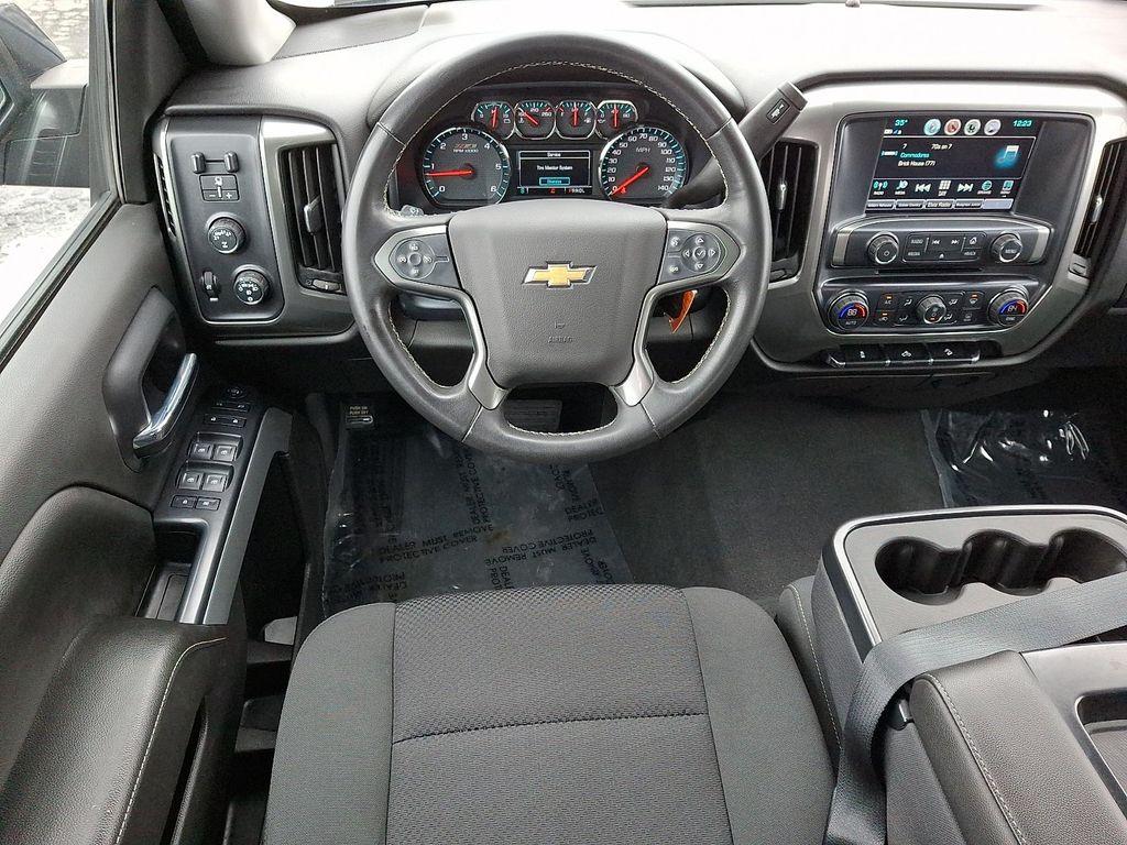 used 2018 Chevrolet Silverado 1500 car, priced at $27,400