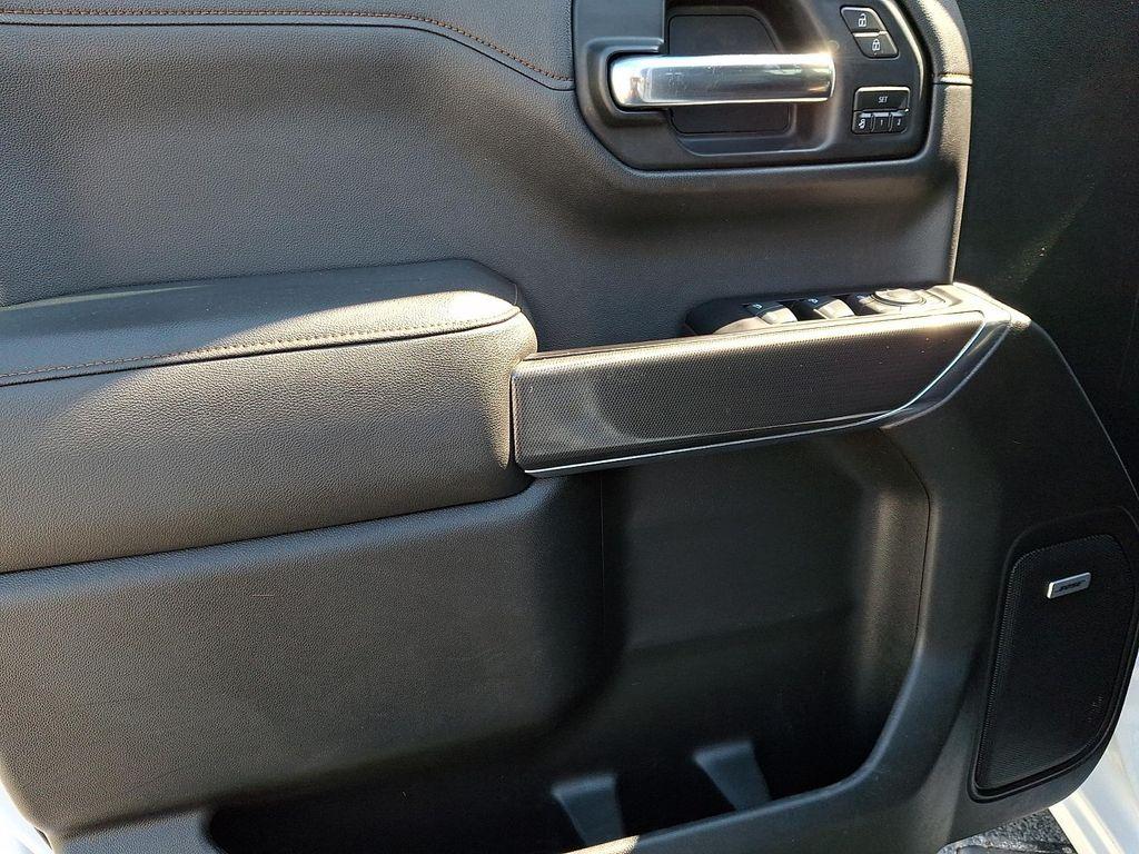 used 2019 GMC Sierra 1500 car, priced at $34,400