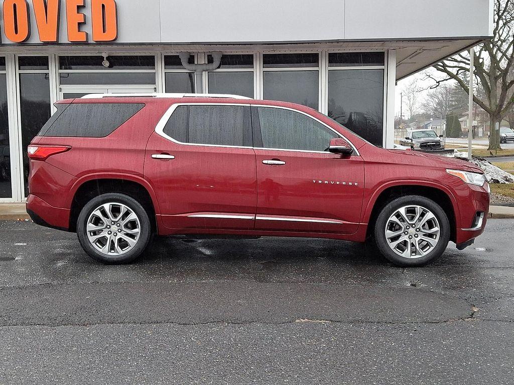 used 2020 Chevrolet Traverse car, priced at $23,400