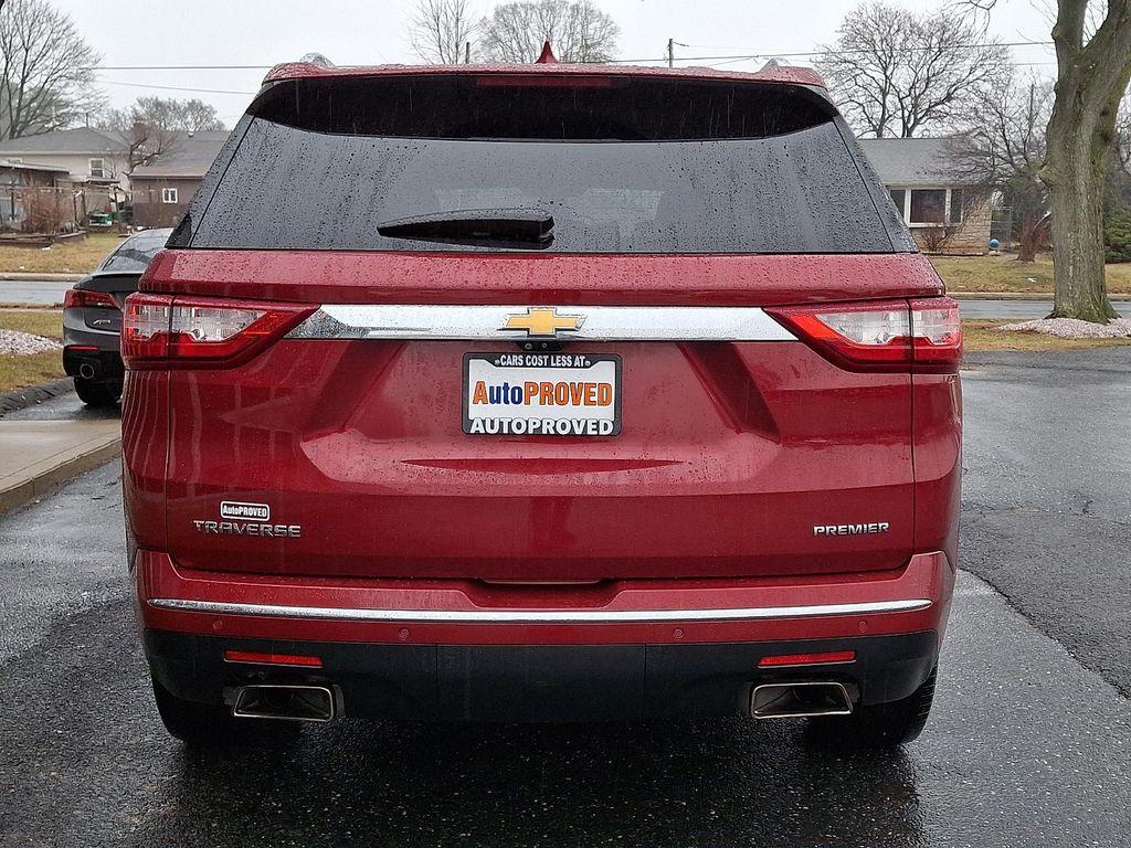 used 2020 Chevrolet Traverse car, priced at $23,400