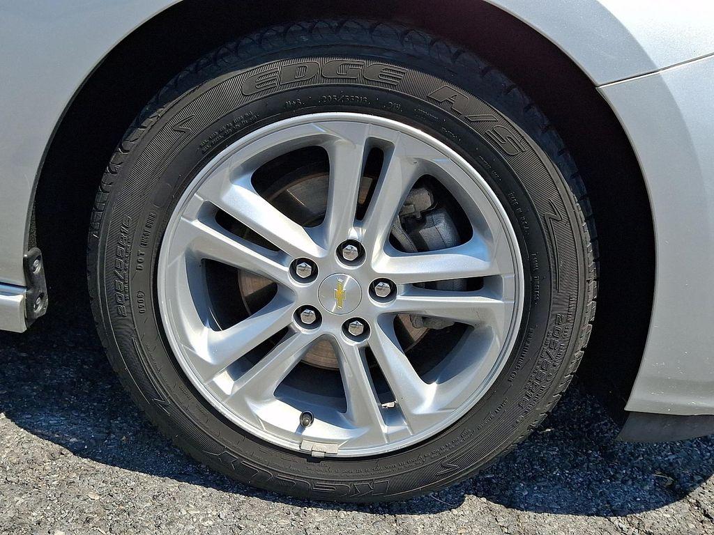 used 2018 Chevrolet Cruze car, priced at $13,300