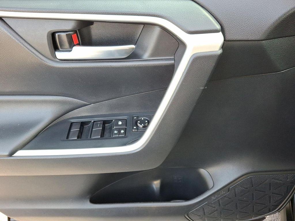 used 2020 Toyota RAV4 car, priced at $21,200