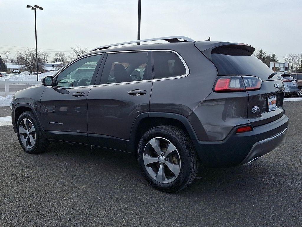 used 2019 Jeep Cherokee car, priced at $16,800