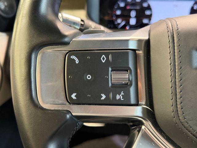 Land Rover Discovery view 26