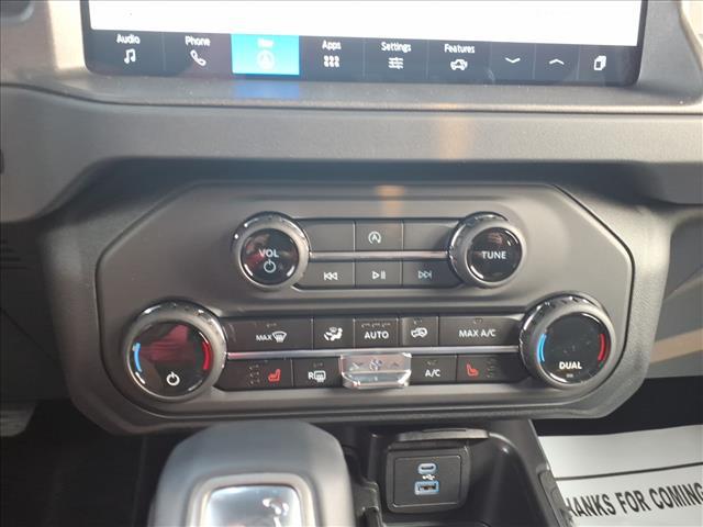 new 2025 Ford Bronco car, priced at $43,650