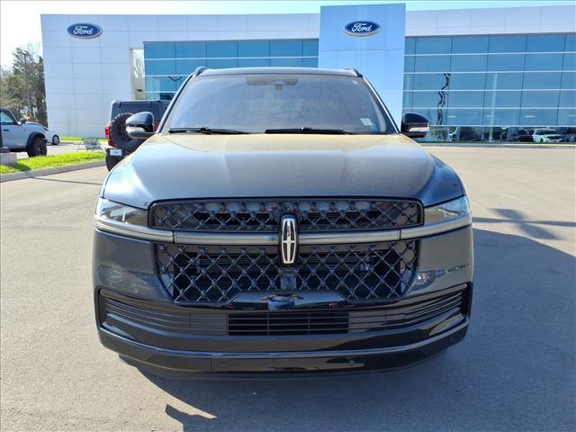 used 2025 Lincoln Navigator L car, priced at $90,987