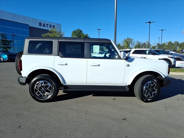new 2025 Ford Bronco car, priced at $47,576