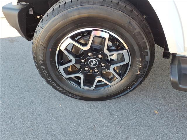 new 2025 Ford Bronco car, priced at $47,576