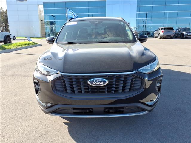 used 2025 Ford Escape car, priced at $29,987