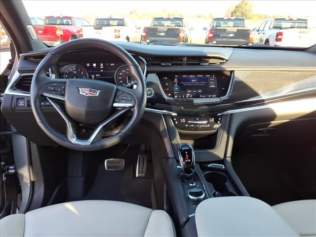 used 2024 Cadillac XT6 car, priced at $40,687