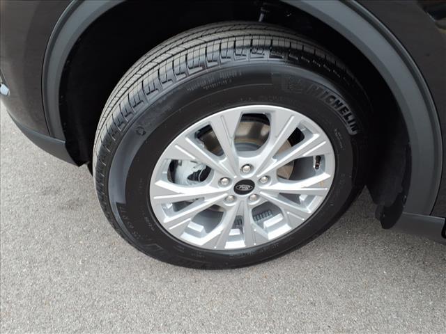 new 2026 Ford Escape car, priced at $28,221