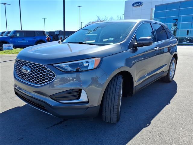 used 2024 Ford Edge car, priced at $24,987