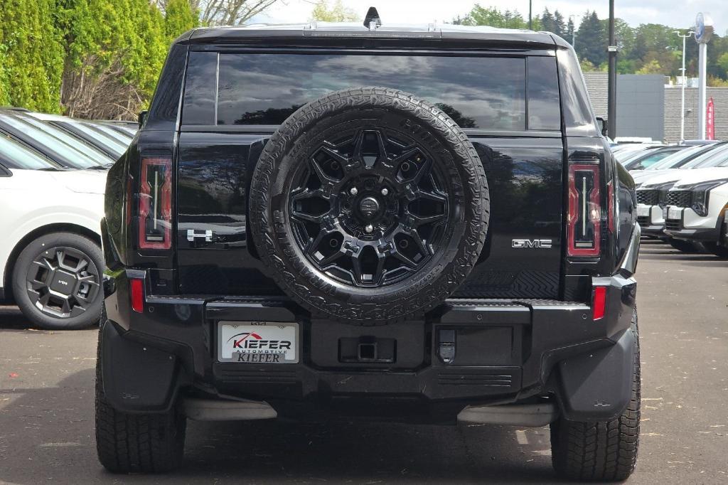 used 2025 GMC HUMMER EV SUV car, priced at $75,238