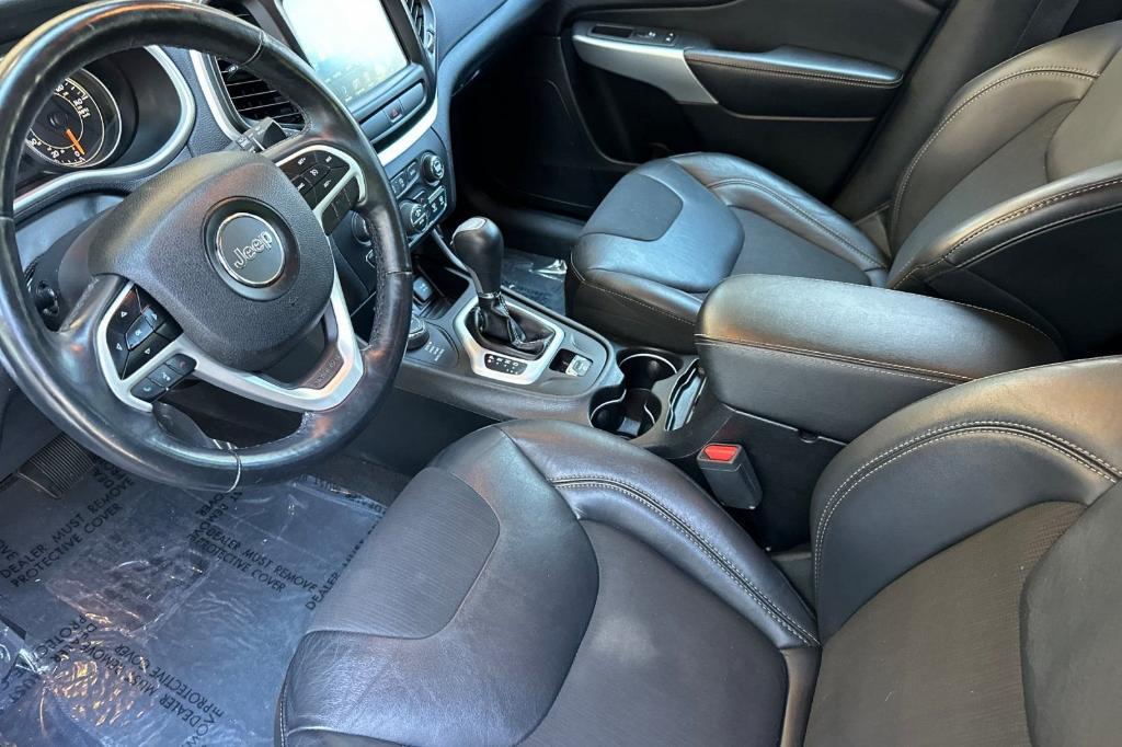 used 2018 Jeep Cherokee car, priced at $17,238