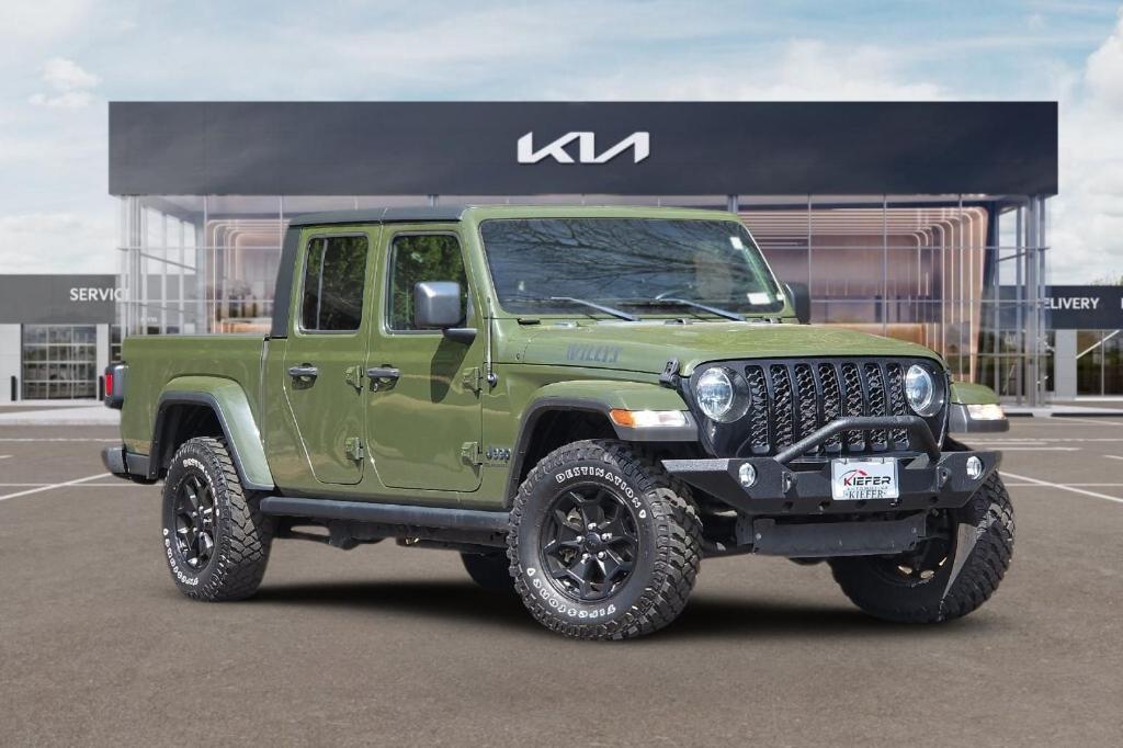used 2021 Jeep Gladiator car, priced at $34,444