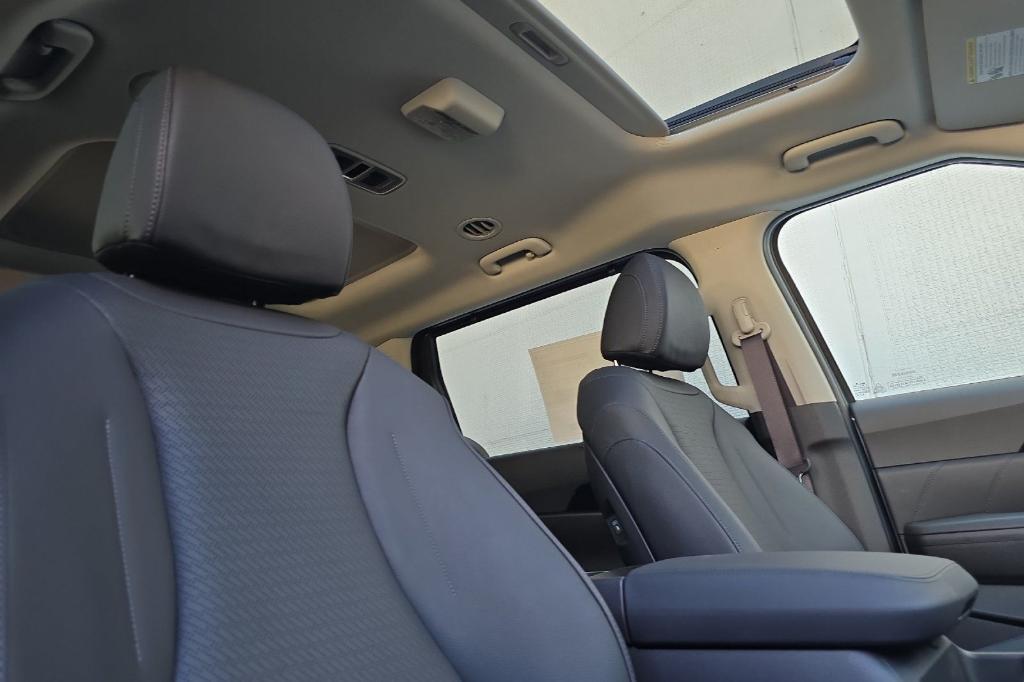 new 2026 Kia Carnival car, priced at $50,887
