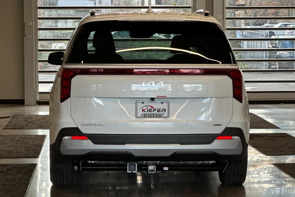 new 2026 Kia Carnival Hybrid car, priced at $47,605